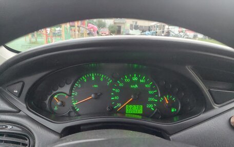 Ford Focus IV, 2003 год, 180 000 рублей, 8 фотография