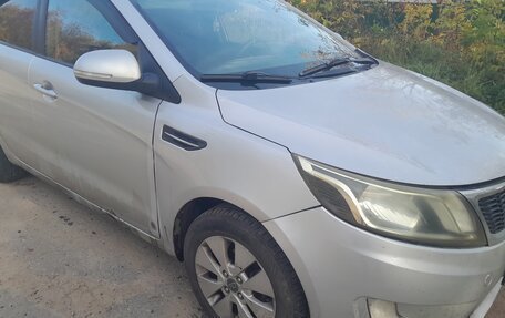 KIA Rio III рестайлинг, 2011 год, 400 000 рублей, 4 фотография