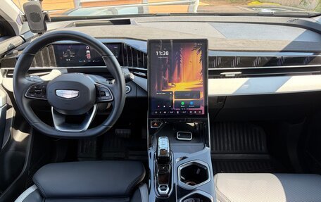 Geely Atlas, 2024 год, 3 050 000 рублей, 10 фотография