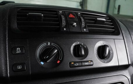 Skoda Fabia II, 2011 год, 655 000 рублей, 15 фотография
