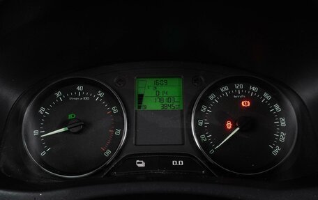 Skoda Fabia II, 2011 год, 655 000 рублей, 14 фотография