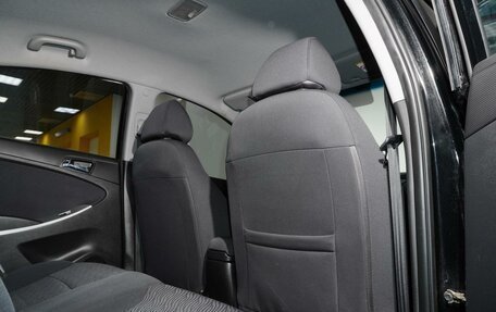Hyundai Solaris II рестайлинг, 2013 год, 848 000 рублей, 11 фотография