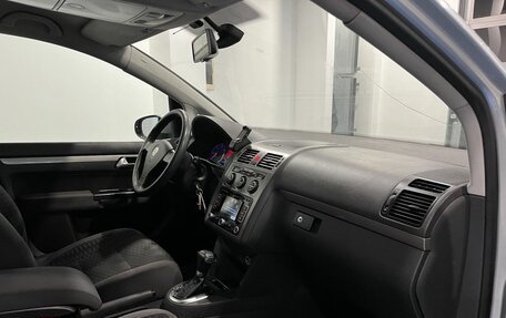 Volkswagen Touran III, 2010 год, 584 000 рублей, 12 фотография