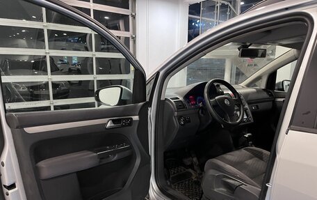 Volkswagen Touran III, 2010 год, 584 000 рублей, 18 фотография