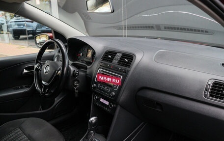 Volkswagen Polo VI (EU Market), 2015 год, 1 000 000 рублей, 7 фотография
