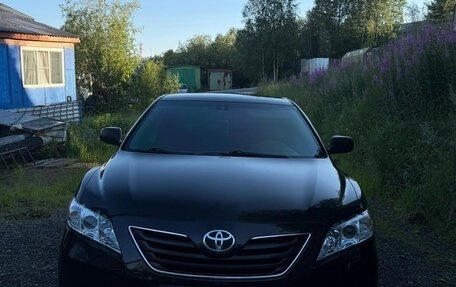 Toyota Camry, 2008 год, 1 100 000 рублей, 1 фотография