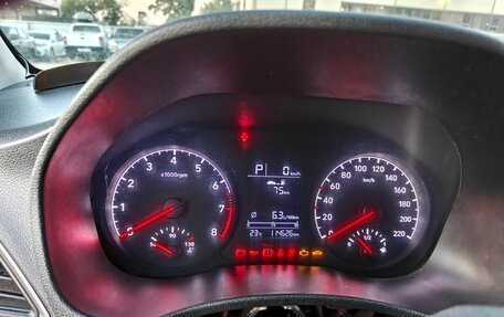 Hyundai Solaris II рестайлинг, 2018 год, 882 000 рублей, 11 фотография
