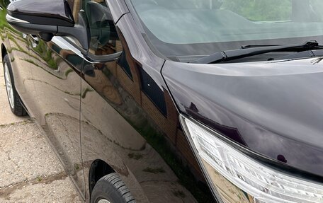 Toyota Noah III, 2015 год, 2 100 000 рублей, 6 фотография