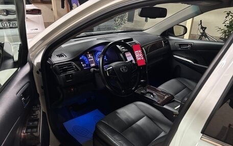 Toyota Camry, 2015 год, 1 980 000 рублей, 3 фотография