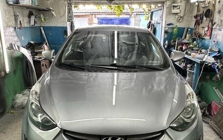 Hyundai Elantra V, 2012 год, 735 000 рублей, 1 фотография