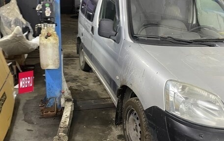 Citroen Berlingo II рестайлинг, 2004 год, 215 000 рублей, 3 фотография