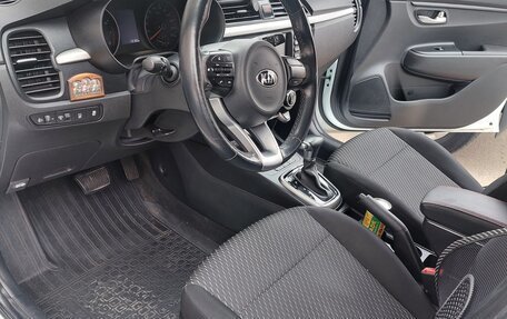 KIA Rio IV, 2018 год, 1 300 000 рублей, 14 фотография