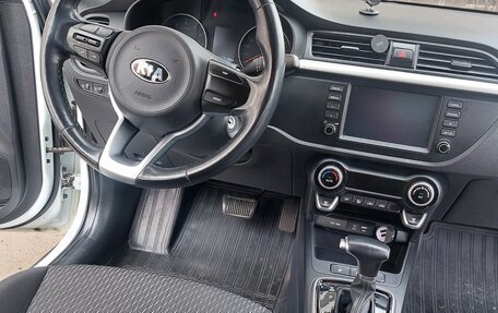 KIA Rio IV, 2018 год, 1 300 000 рублей, 11 фотография