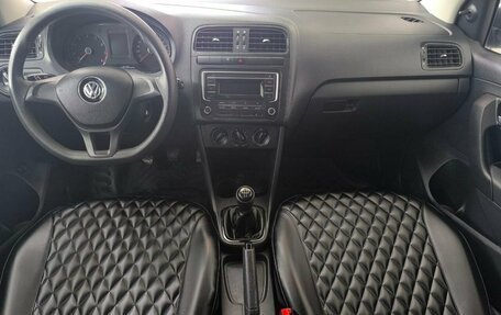 Volkswagen Polo VI (EU Market), 2019 год, 900 000 рублей, 13 фотография