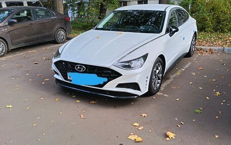 Hyundai Sonata VIII, 2021 год, 2 100 000 рублей, 2 фотография