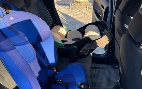 Honda Fit, 2020 год, 1 750 000 рублей, 3 фотография