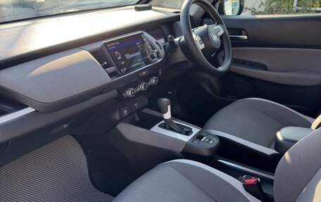 Honda Fit, 2020 год, 1 750 000 рублей, 5 фотография