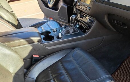 Volkswagen Touareg III, 2012 год, 1 750 000 рублей, 13 фотография