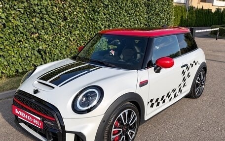 MINI Hatch, 2021 год, 3 800 000 рублей, 2 фотография