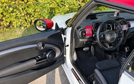 MINI Hatch, 2021 год, 3 800 000 рублей, 6 фотография