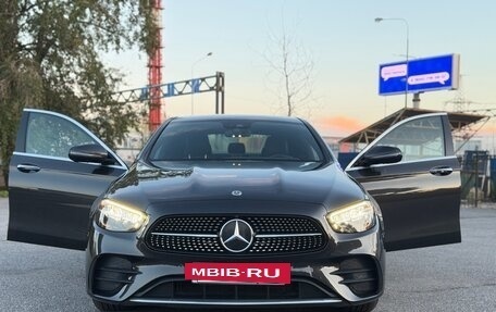 Mercedes-Benz E-Класс, 2020 год, 4 050 000 рублей, 4 фотография