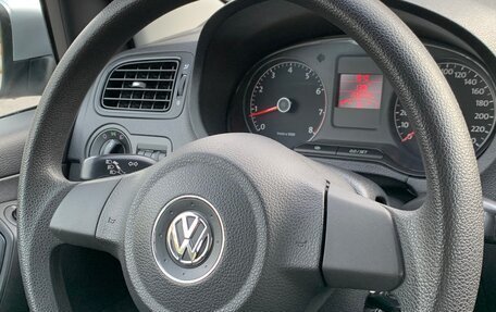 Volkswagen Polo VI (EU Market), 2012 год, 798 000 рублей, 24 фотография