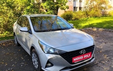 Hyundai Solaris II рестайлинг, 2020 год, 1 000 000 рублей, 2 фотография