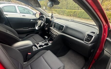 KIA Sportage IV рестайлинг, 2018 год, 2 100 000 рублей, 7 фотография