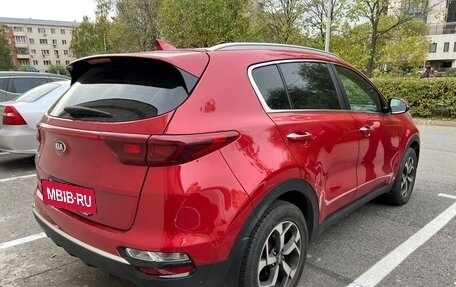 KIA Sportage IV рестайлинг, 2018 год, 2 100 000 рублей, 4 фотография