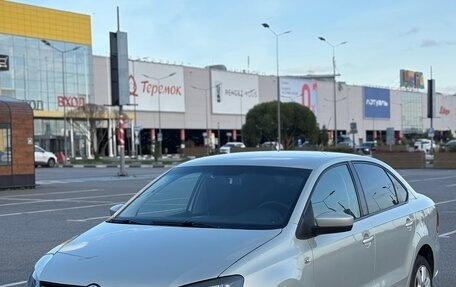 Volkswagen Polo VI (EU Market), 2011 год, 689 000 рублей, 2 фотография