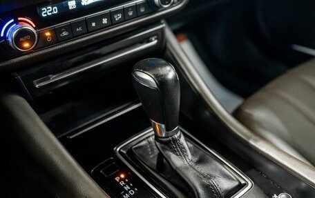 Mazda 6, 2018 год, 1 700 000 рублей, 15 фотография