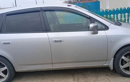 Honda Stream I рестайлинг, 2002 год, 700 000 рублей, 5 фотография