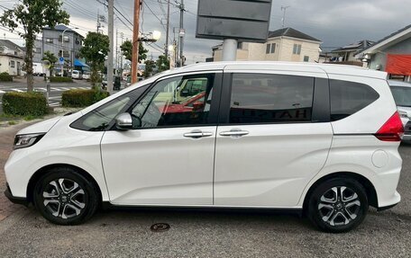 Honda Freed II, 2021 год, 1 170 000 рублей, 6 фотография