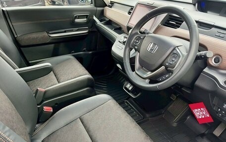 Honda Freed II, 2021 год, 1 170 000 рублей, 10 фотография