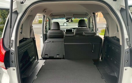 Honda Freed II, 2021 год, 1 170 000 рублей, 30 фотография