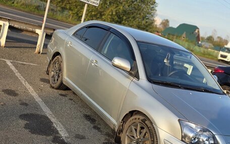 Toyota Avensis III рестайлинг, 2007 год, 750 000 рублей, 2 фотография