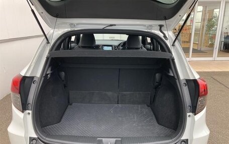 Honda Vezel, 2020 год, 1 335 000 рублей, 33 фотография