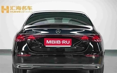 Mercedes-Benz E-Класс, 2026 год, 7 420 000 рублей, 4 фотография