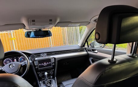 Volkswagen Passat B8 рестайлинг, 2015 год, 1 850 000 рублей, 13 фотография