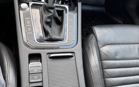 Volkswagen Passat B8 рестайлинг, 2015 год, 1 850 000 рублей, 22 фотография