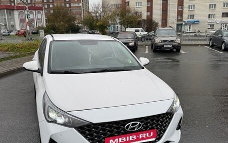 Hyundai Solaris II рестайлинг, 2022 год, 1 750 000 рублей, 2 фотография