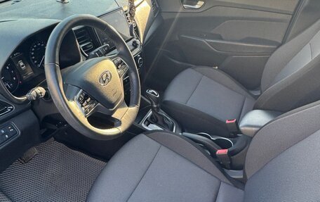 Hyundai Solaris II рестайлинг, 2022 год, 1 750 000 рублей, 9 фотография