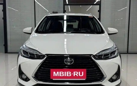 Toyota Yaris XP150 рестайлинг, 2022 год, 1 190 004 рублей, 2 фотография