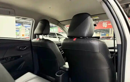 Toyota Yaris XP150 рестайлинг, 2022 год, 1 190 004 рублей, 12 фотография