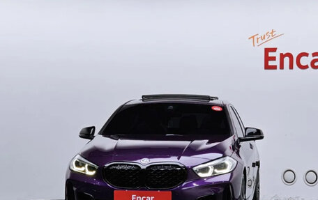 BMW 1 серия, 2022 год, 1 833 000 рублей, 2 фотография
