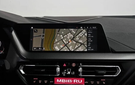 BMW 1 серия, 2022 год, 1 833 000 рублей, 11 фотография