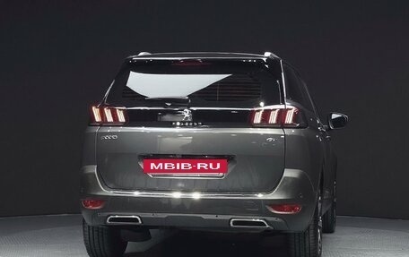 Peugeot 5008 II, 2021 год, 1 470 001 рублей, 4 фотография