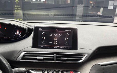 Peugeot 5008 II, 2021 год, 1 470 001 рублей, 12 фотография
