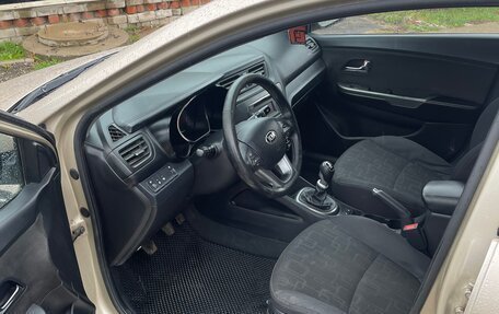 KIA Rio III рестайлинг, 2013 год, 645 000 рублей, 15 фотография