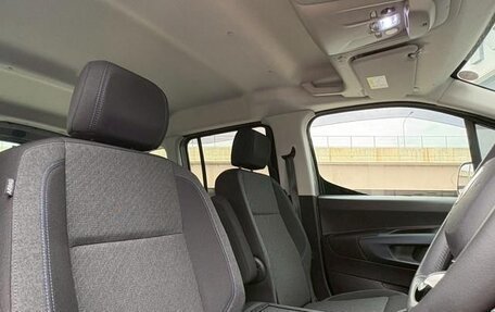 Fiat Doblo, 2023 год, 1 690 000 рублей, 18 фотография